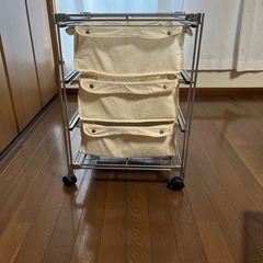 ホロ生地3段収納の画像