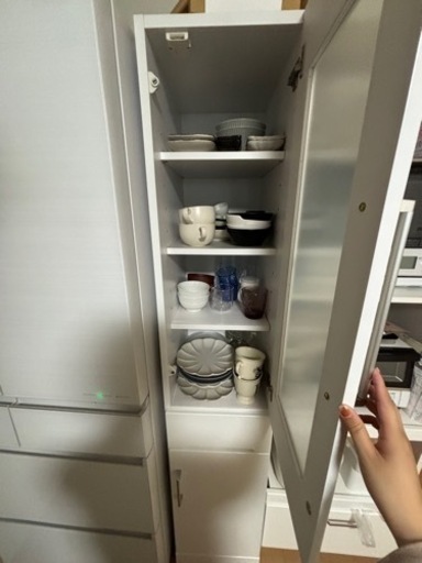 「お譲りする方決まりました」食器棚