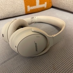 BOSEヘッドホン QUIETCOMFORT 45 WHI TE SMOKE②