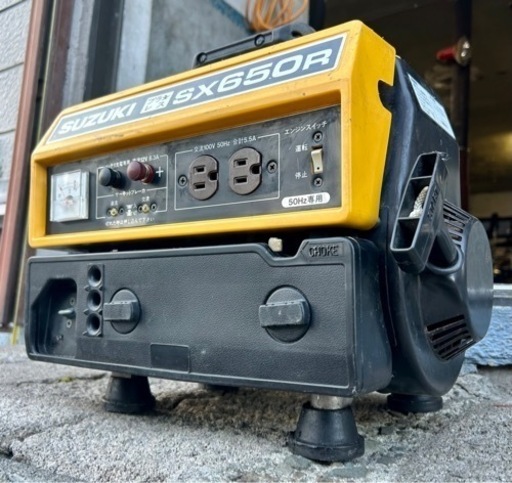 お引取り限定 動作品 SUZUKI スズキ 小型エンジン発電機 SX650R 50Hz 100V 5.5A 混合ガソリン