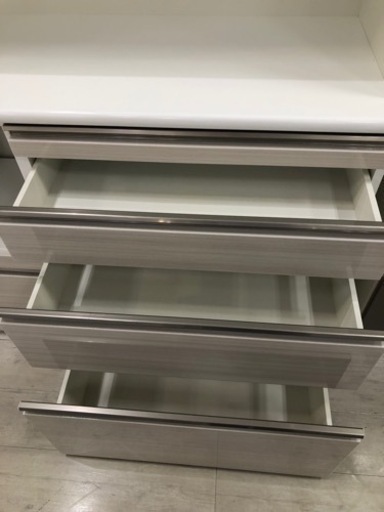 取りに来れる方限定！！シギヤマ家具のレンジボードでございます！！