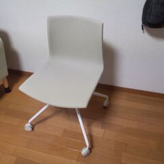 綺麗なチェア