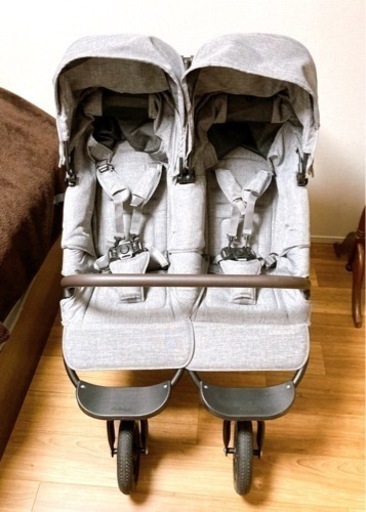 双子ベビーカー　エアバギーココダブルEXフロムバース
