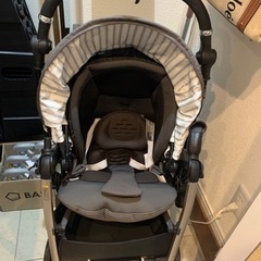 combi ベビーカーの画像