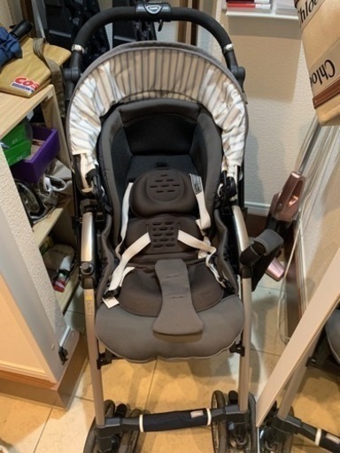 combi ベビーカー