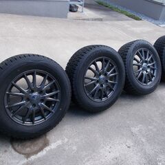 【受渡し前】【商談終了】【値下げ】ダンロップスタッドレスタイヤ4本組　195/65R15　アルミホイール15×6J付き　日産セレナに使用の画像