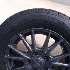 【受渡し前】【商談終了】【値下げ】ダンロップスタッドレスタイヤ4本組　195/65R15　アルミホイール15×6J付き　日産セレナに使用の画像