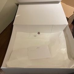 モンクレールの空箱(ダウン用)の画像