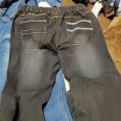 値下げしました。新品です。パンツ二本ゴム紐で調整できます。の画像