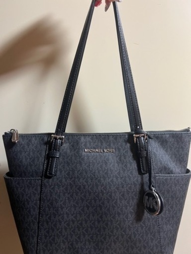 MICHEAL KORS トートバッグ 数回しか使ってません！話早い方値下げ可能！