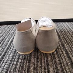 レディース グレードット フラットパンプス バレーシューズの画像