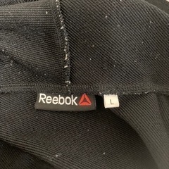 リーボック　パーカーの画像