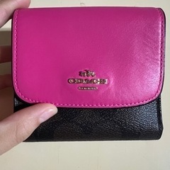 coach折りたたみ財布