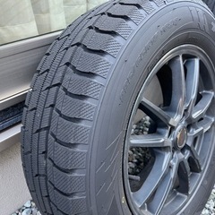 取引成立⭐️冬1度のみ着用【2022年製】TOYO スタッドレス4本❄️225/65R17の画像