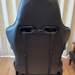 ゲーミングチェアの画像