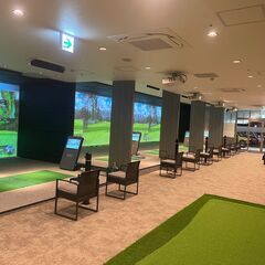 仙台のゴルフ練習場、24時間営業の会員制インドアゴルフ、R286沿いベガロポリス仙台南1階、RENGOLF - 仙台市