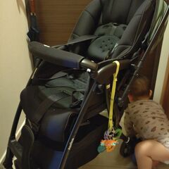 ラクーナクッション AE アップリカ ベビーカー 緑