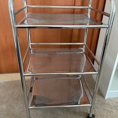 キャスター付きワゴン　ステンレス　キャスター稼働の画像