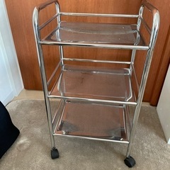 キャスター付きワゴン　ステンレス　キャスター稼働
