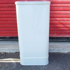 【紋別市発】室内灯油タンク　灯油タンク　アイボリー　９０L　角型...