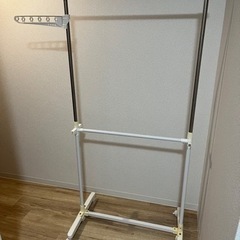ハンガーラック　かなり良いものです！