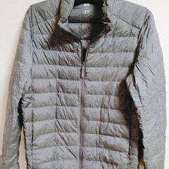 【美品・試着のみ】／ユニクロ／ウルトラライトダウン／メンズMサイ...