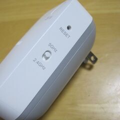 バッファロー WiFi 無線LAN 中継機 WEX-733DHP Wi-Fi 300Mbps コンセント直挿しモデルの画像