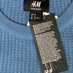 【中古未使用】H&M　セーター　水色　Mサイズ　売りますの画像