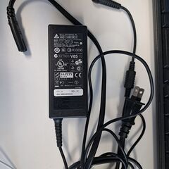 ジャンク品 ACアダプター ADP-65JH AB