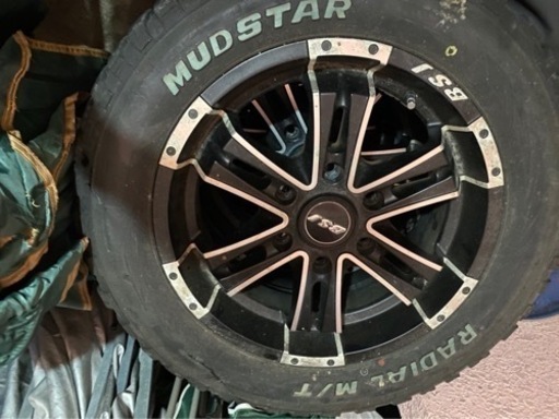 受付終了　タイヤ　ホイールセット