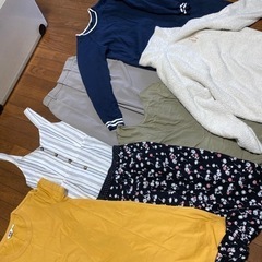 ユニクロ　洋服まとめて