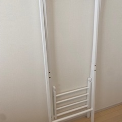 木製ホワイト ハンガーラック(折りたたみ可)の画像