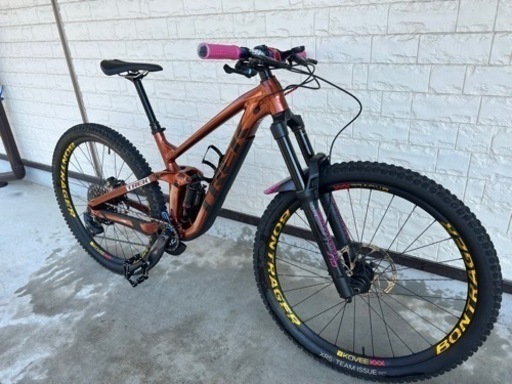 フルサスMTB  TREK SLASH8