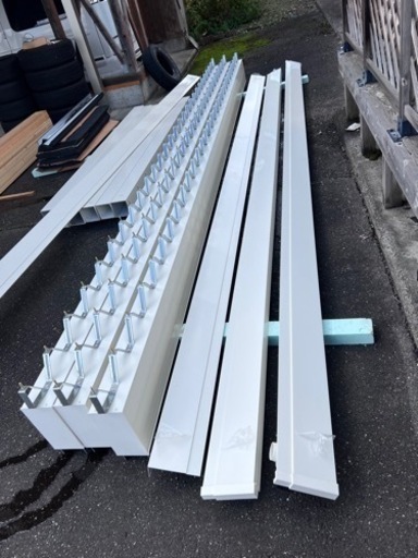YKKカーポート　2台用5555ジーポートPro 250タイプ ホワイト