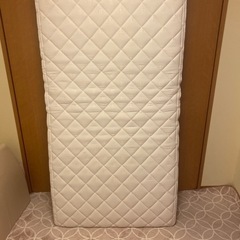 シングル白マットレスの画像