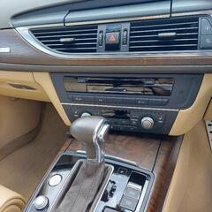 アウディ　A6 アバント　3.0 クワトロの画像