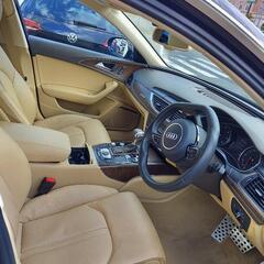 アウディ　A6 アバント　3.0 クワトロの画像