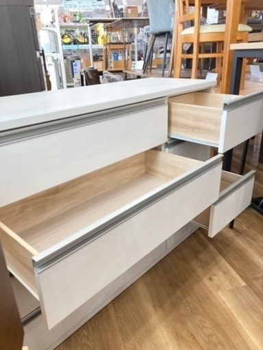 【トレファク高槻店】取りに来られる方限定！4段チェストのご紹介です！
