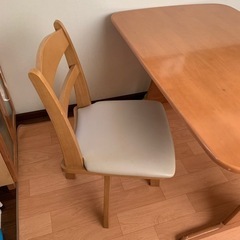 ダイニングテーブル　椅子セットの画像