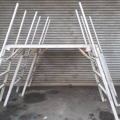 中古可搬式作業台　140㎝　￥12,000