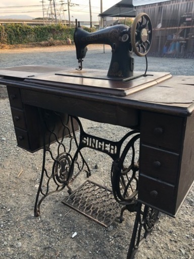 SINGER ミシン　アンティーク
