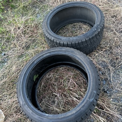 中古スタッドレス265/35R192️⃣本