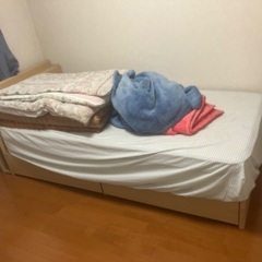 ベッドなど一式