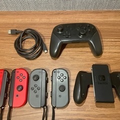 任天堂Switchセット (本体・ケース ・有線LANアダプタ・ソフト(スマブラ))の画像