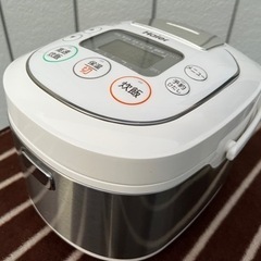 ■ハイアール ジャー炊飯器 5.5合 JJ-M55B(W)■Ha...