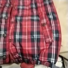 可愛いチェックのベストです。サイズ150？の画像