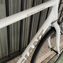 🔹クロスバイク🔹 GIANT escape R3 白の画像