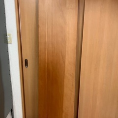 和裁台