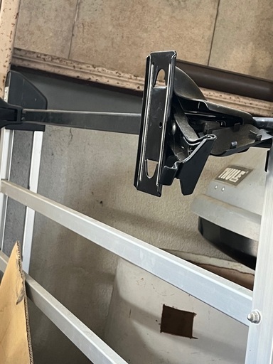 ルーフボックスとキャリア　普通自動車用
