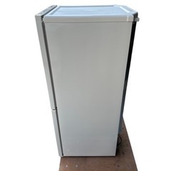 HR-E911 冷蔵庫の画像